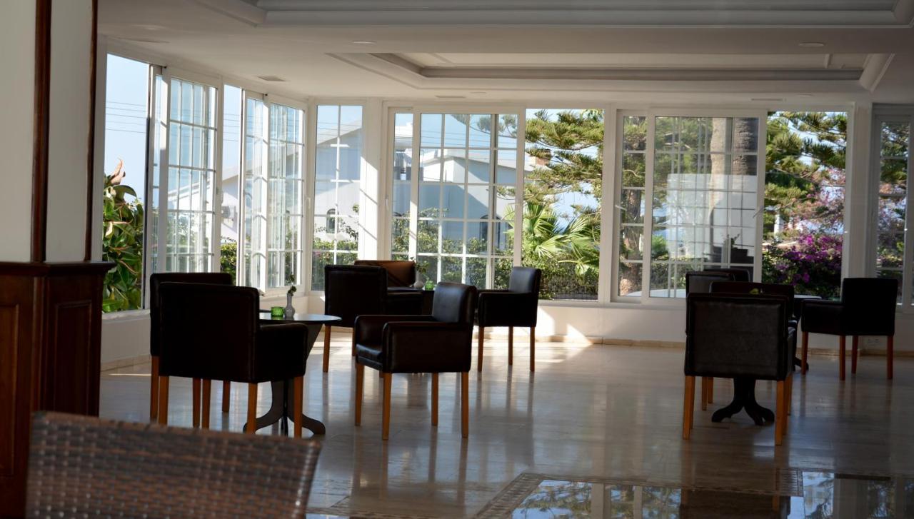 Club Lapethos Bungalow 凯里尼亚 外观 照片